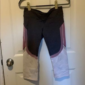 Alo capris super cute great fit